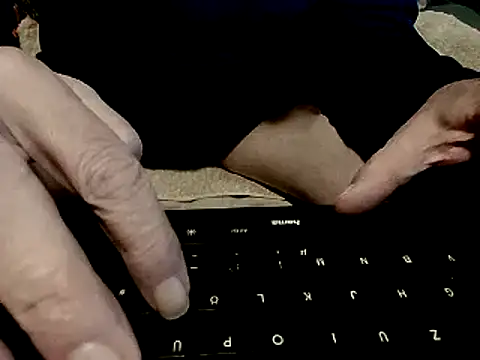 bodo1957 live cam on StripChat