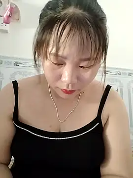 -Nani_ live cam on StripChat