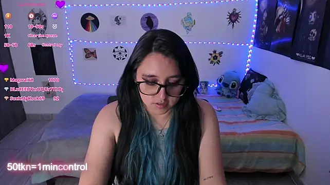 Cherry_blush_ live cam on StripChat