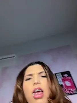 Mel_PinkBR