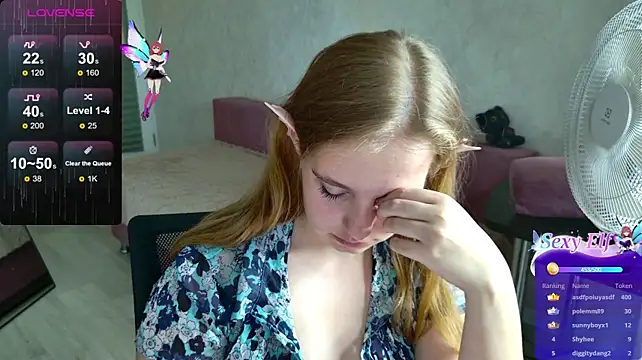 Luna404 live cam on StripChat