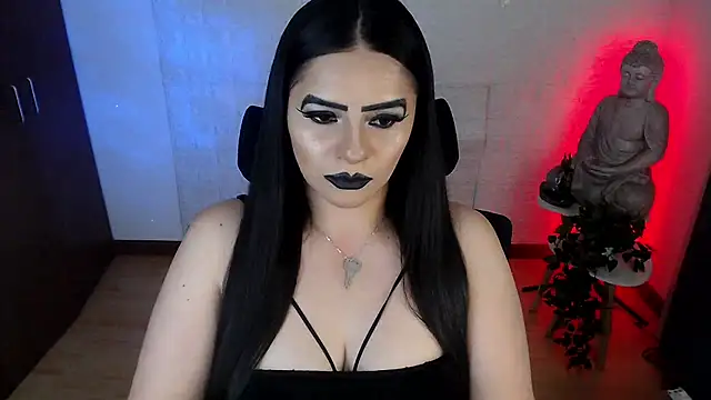 GODDESS_EVANS live cam on StripChat
