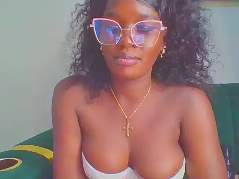 cutesmiling webcam