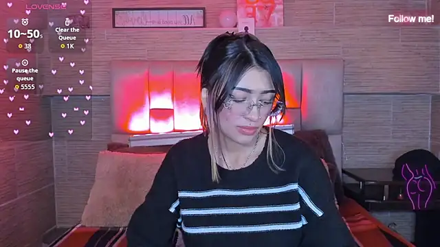 mia_devine_ live cam on StripChat