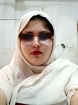 nusrat-n (F young) - Full nude