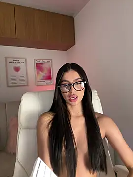 maddy_bronw_