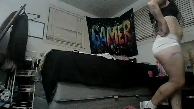 minniesnow (Ask my age) - fuck ass for 15 mins w/ dildo