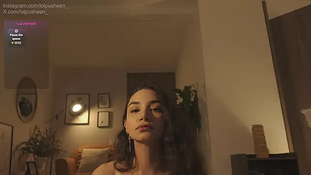 JulietteDee live webcam