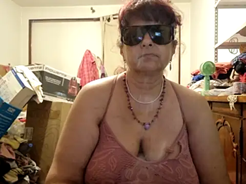 Samantha_Squirt@xh webcam