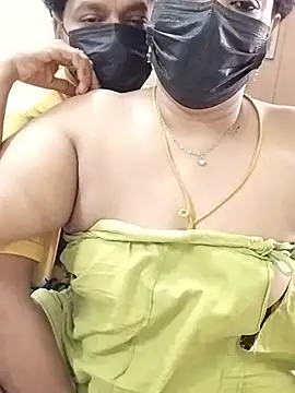 Honey-Couples live cam on StripChat