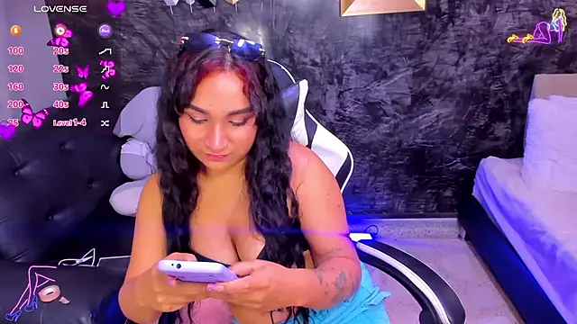 salome_rojas_ live cam on StripChat