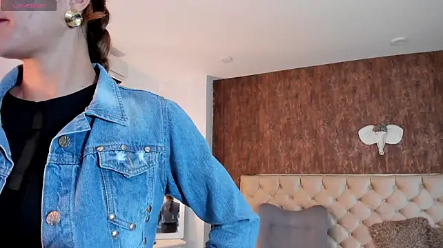 MeganLorensx
