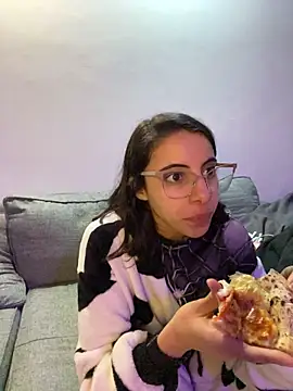 Poison_Ivy_29 live cam on StripChat
