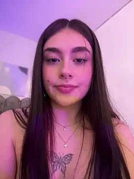 cute__cherry_ live cam on StripChat