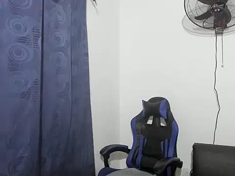 Diegoacostabigcock live cam on StripChat