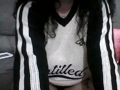 StarOrdinaria live cam on StripChat