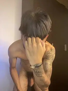 kriss_edwards (M twink) - big cum