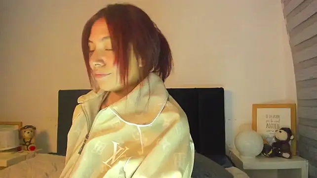 melanie_roux__ webcam