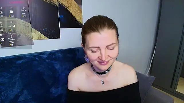 Liza__Evans live cam on StripChat