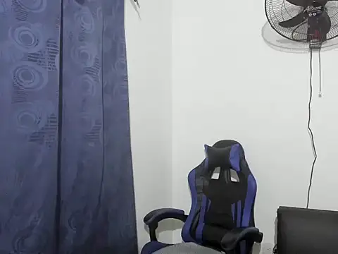 Diegoacostabigcock live cam on StripChat