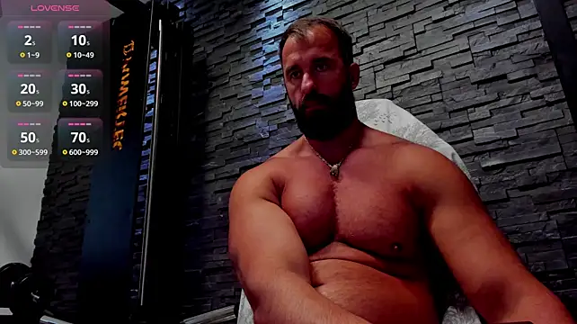 david_big_daddy (Ask my age) - CLouds ORGASM