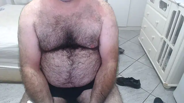 mysterbearmg (Ask my age) - #beardy #brazilian #cam2cam #daddies #ejaculation #flashing #gays #handjob #hd #masturbation #medium #middle-priced-privates #portuguese-speaking #recordable-privates #recordable-publics #small-audience #striptease #white