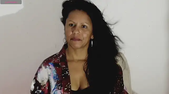 Catherine-browm webcam