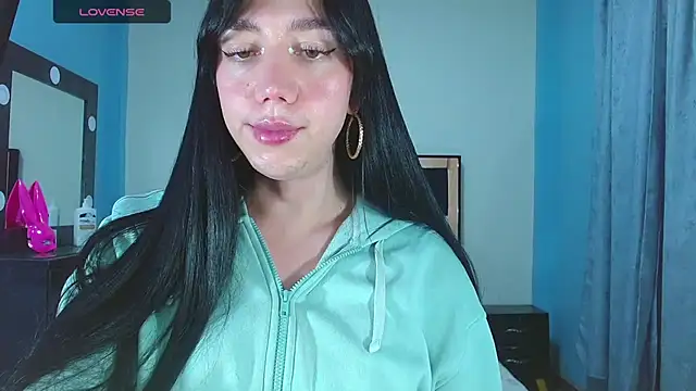 karla_zambrano live cam on StripChat