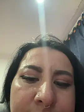 Abril_Luv live cam on StripChat