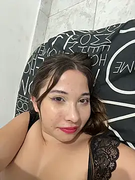 AliciaWhite_nt live cam on StripChat