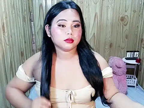 queen_staceyy live cam on StripChat