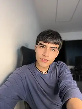 IamJuanJoc live cam on StripChat