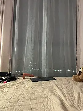 celeste_amber (F young) - Do you want my squirt on your face?😈💦