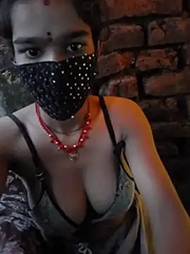 Mahika_yadav live cam on StripChat