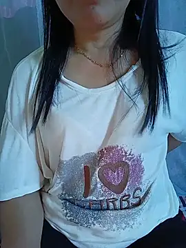 Doremon_95 live cam on StripChat
