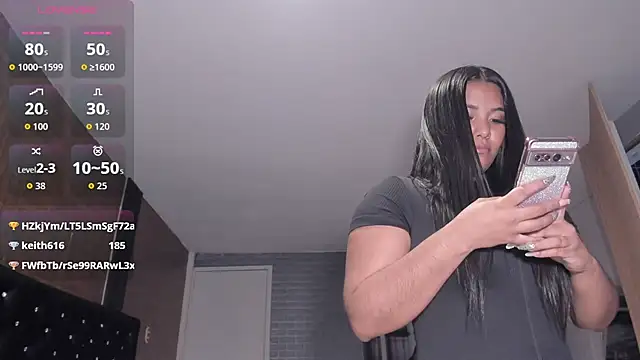 Laross25 live cam on StripChat