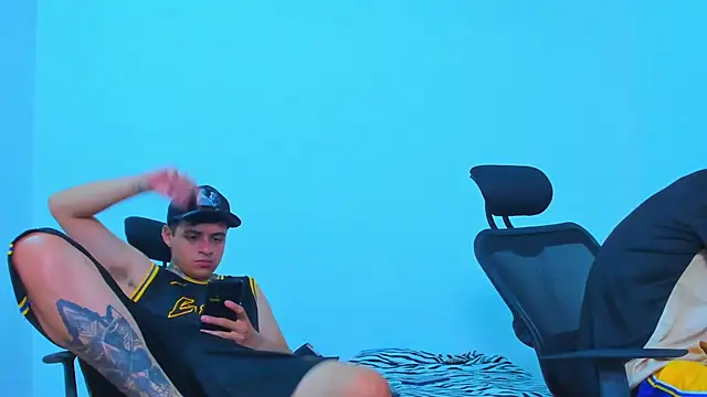 thomas-wil (G young) - suck dick and balls