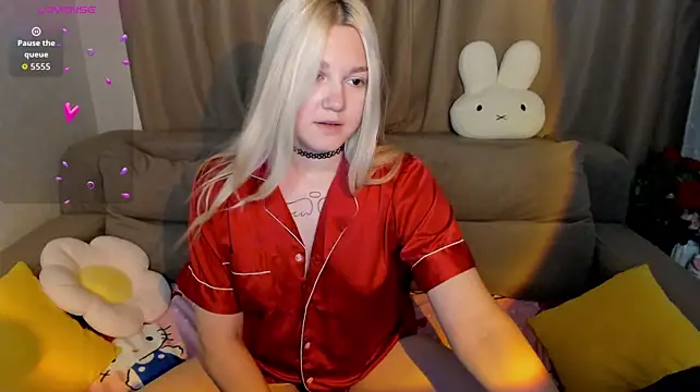 kitty2007 live cam on StripChat