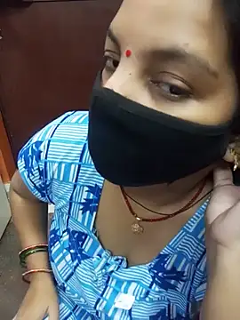 Manjudear live cam on StripChat