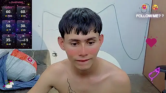 tanjiro_cute live cam on StripChat
