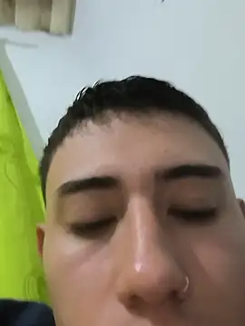 Thiagoo_Vega live cam on StripChat