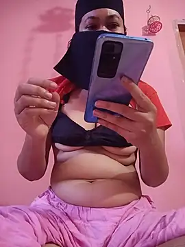 Kusum_Kusum_Prem live cam on StripChat