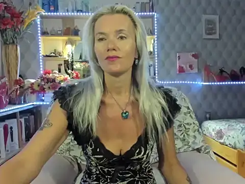 sexybella41 (F milf) - ❤️🎁 make my birthday time happy 🎁10vid