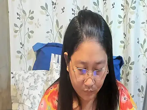 CHUBBY_ANGEL09 live cam on StripChat