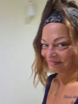 Erotic_and_Exotic live sex cam