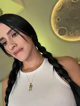 sarahhsmitth1 (F young) - I WANT TO FEEL YOU—TOUCH ME