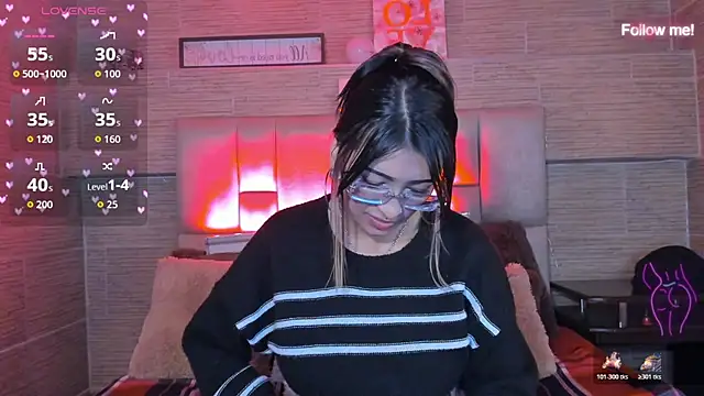 mia_devine_ (F young) - Control of  my toy  x10min