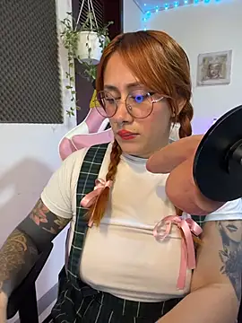 luna_paris_ (F milf) - control lush 2 minutes