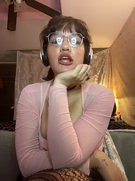 nomichuu live cam on StripChat