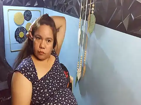 ambersmile live cam on StripChat